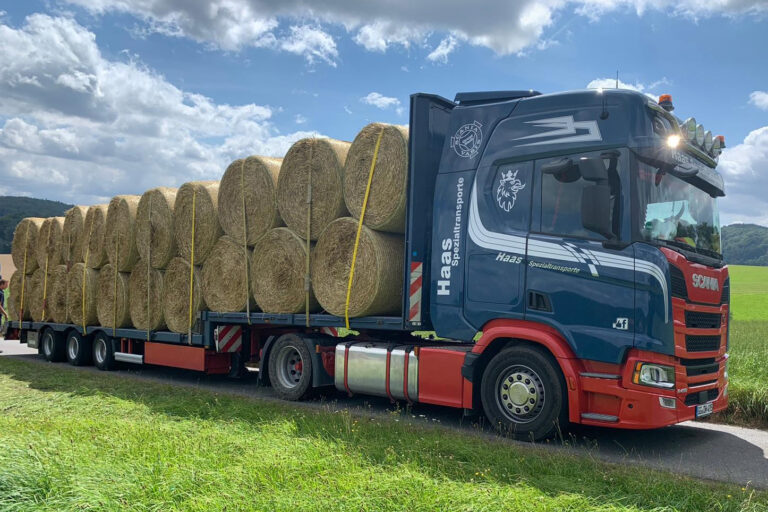 Transportgüter 12 - Heu Rundballen