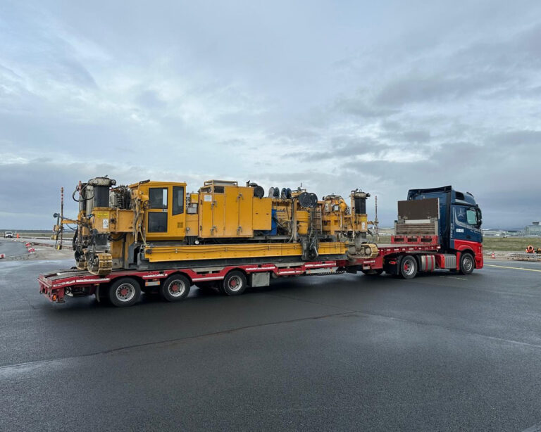 Baumaschinen 14 - Betonfertiger